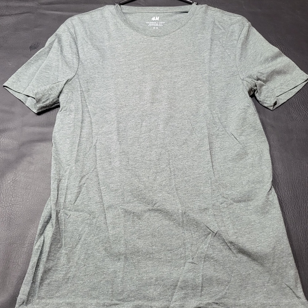 H&M TSHIRT